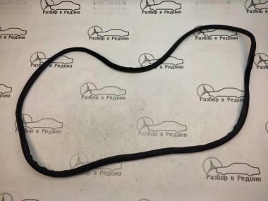 Уплотнитель дверного проема ( на кузове ) MERCEDES-BENZ X-класс I (2017 - 2020) — Разборка Мерседес