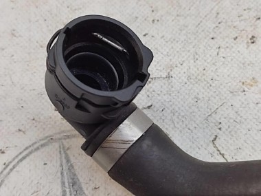 Патрубок ОЖ MERCEDES-BENZ C-класс W205/S205/C205/A205 (2014 - 2018) — Разборка Мерседес