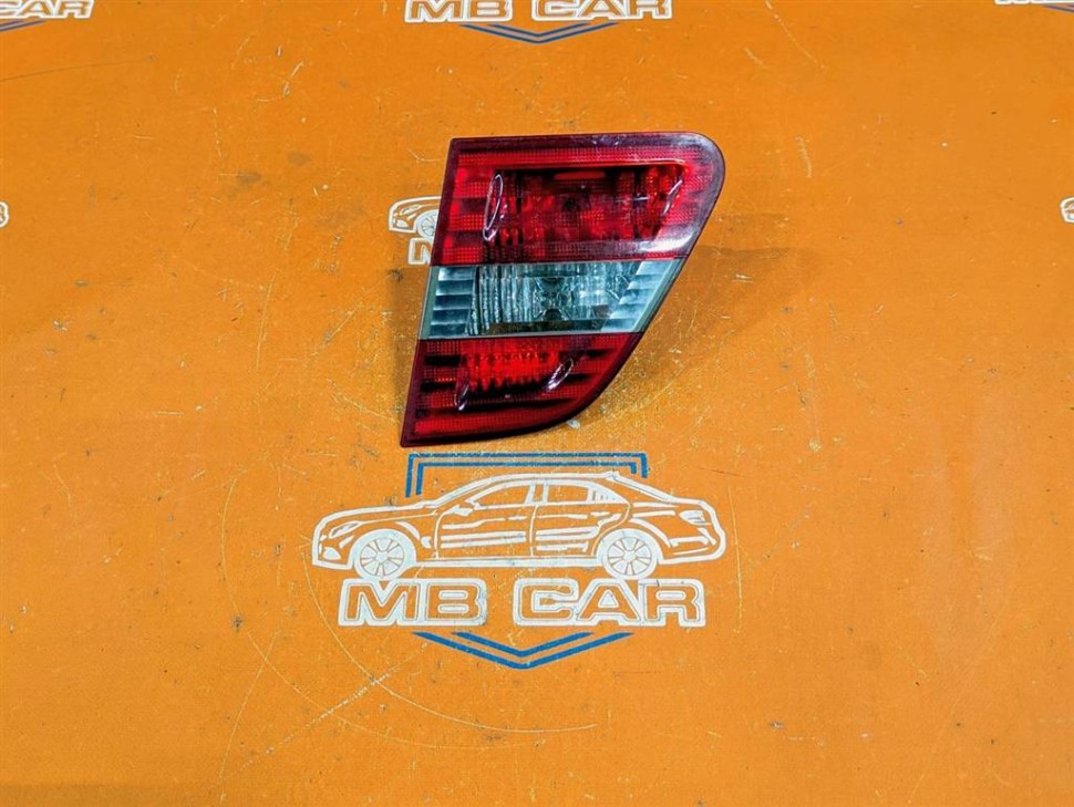 Фонарь крышки багажника MERCEDES-BENZ B-класс W245 (2005 - 2009) фото 1 — Разборка Мерседес