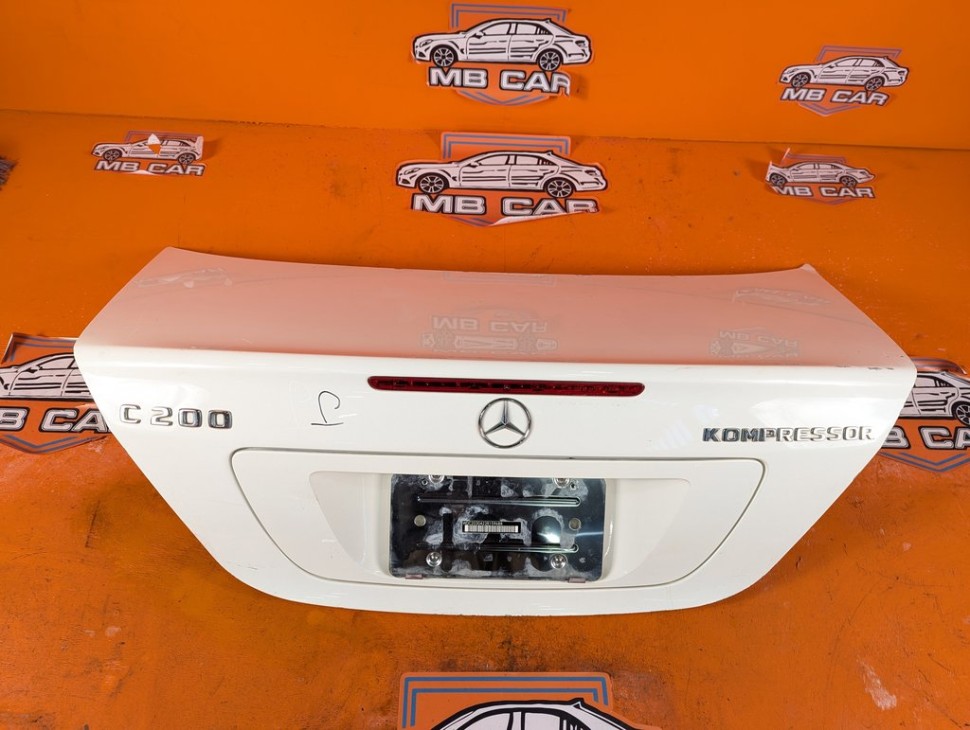 Крышка багажника MERCEDES-BENZ C-класс W203/S203/CL203 (2000 - 2004) фото 1 &mdash; Разборка Мерседес
