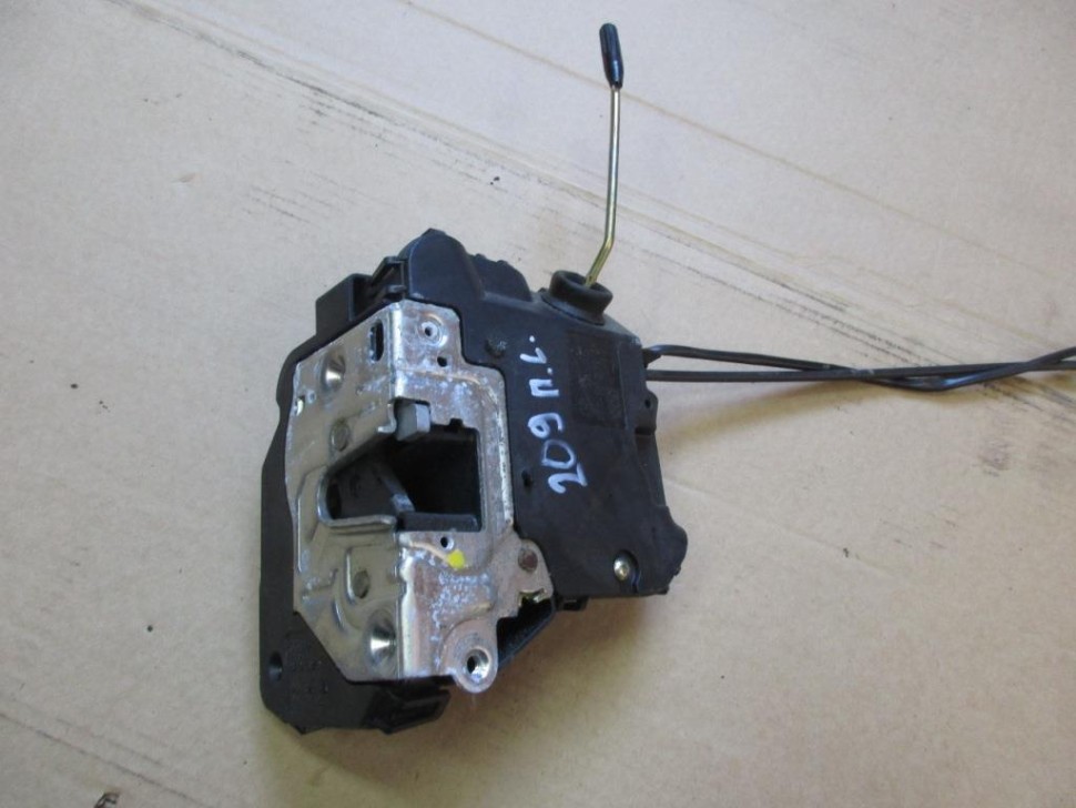 Замок двери передней левой MERCEDES-BENZ CLK-класс C209/A209 (2002 - 2005) фото 1 — Разборка Мерседес