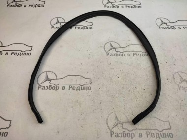 Уплотнитель капота MERCEDES-BENZ Sprinter W906 (2006 - 2019) — Разборка Мерседес