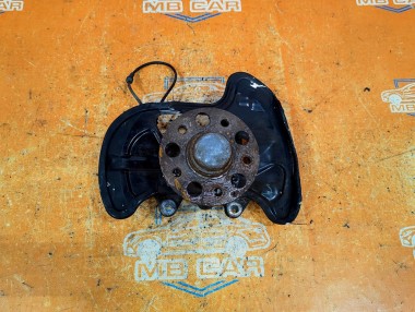 Кулак поворотный передний правый MERCEDES-BENZ C-класс W204/S204 (2006 - 2011) — Разборка Мерседес