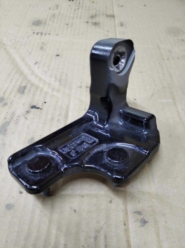 Петля двери MERCEDES-BENZ C-класс AMG W205/S205/C205/A205 (2014 - 2018) — Разборка Мерседес