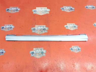 Порог пластиковый правый MERCEDES-BENZ C-класс W204/S204 (2006 - 2011) — Разборка Мерседес