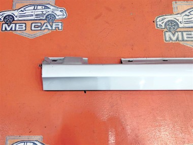 Порог пластиковый правый MERCEDES-BENZ C-класс W204/S204 (2006 - 2011) — Разборка Мерседес