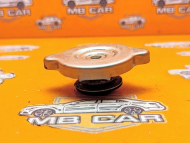 Крышка радиатора MERCEDES-BENZ Sprinter W901-905 (1995 - 2006) — Разборка Мерседес