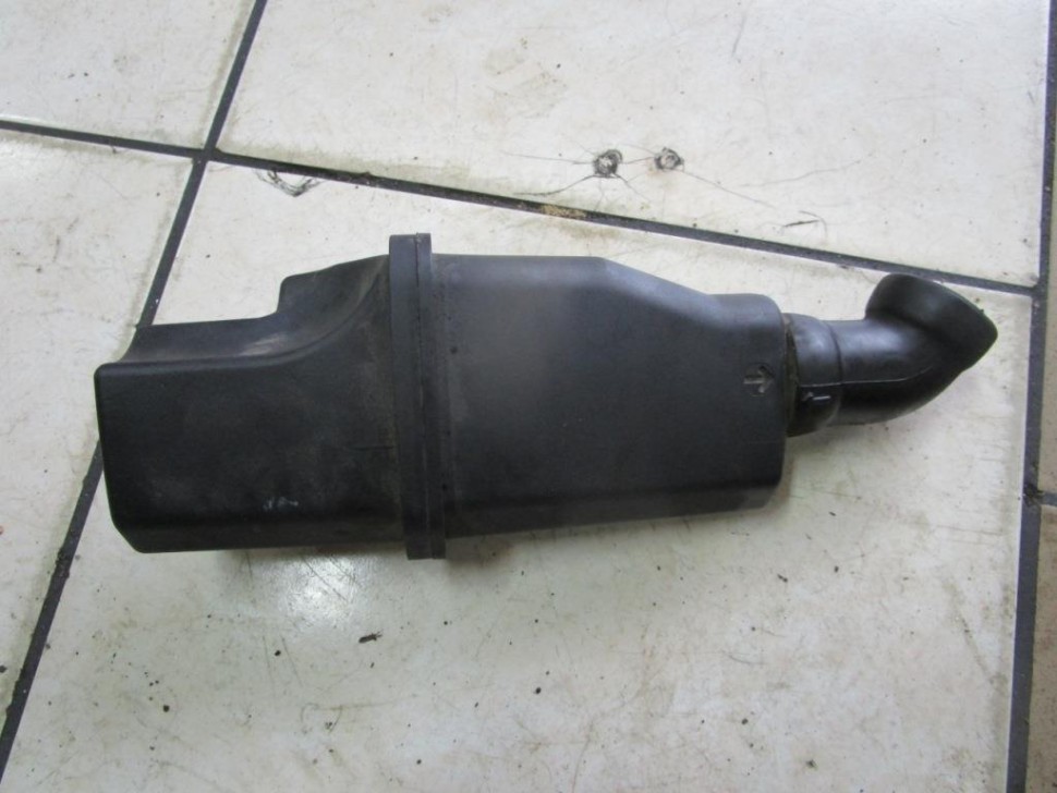 Резонатор воздушного фильтра MERCEDES-BENZ E-класс W210/S210 (1995 - 1999) фото 1 — Разборка Мерседес