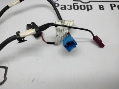 Проводка телефона MERCEDES-BENZ R-класс W251 (2005 - 2007) — Разборка Мерседес