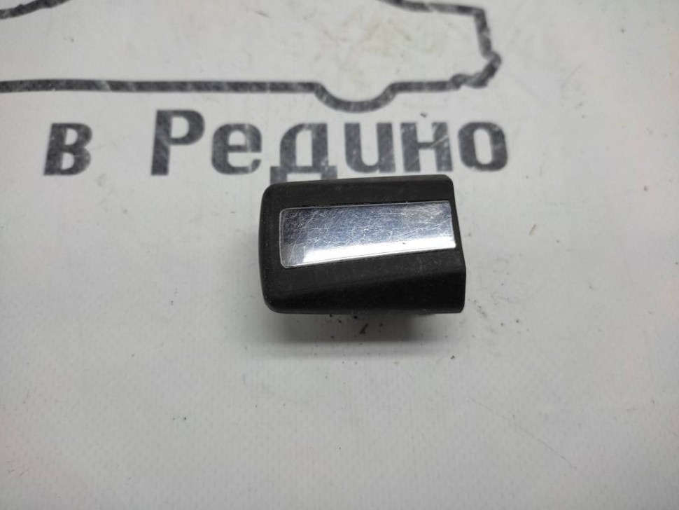 Крышка ручки двери MERCEDES-BENZ E-class w124 фото 1 — Разборка Мерседес