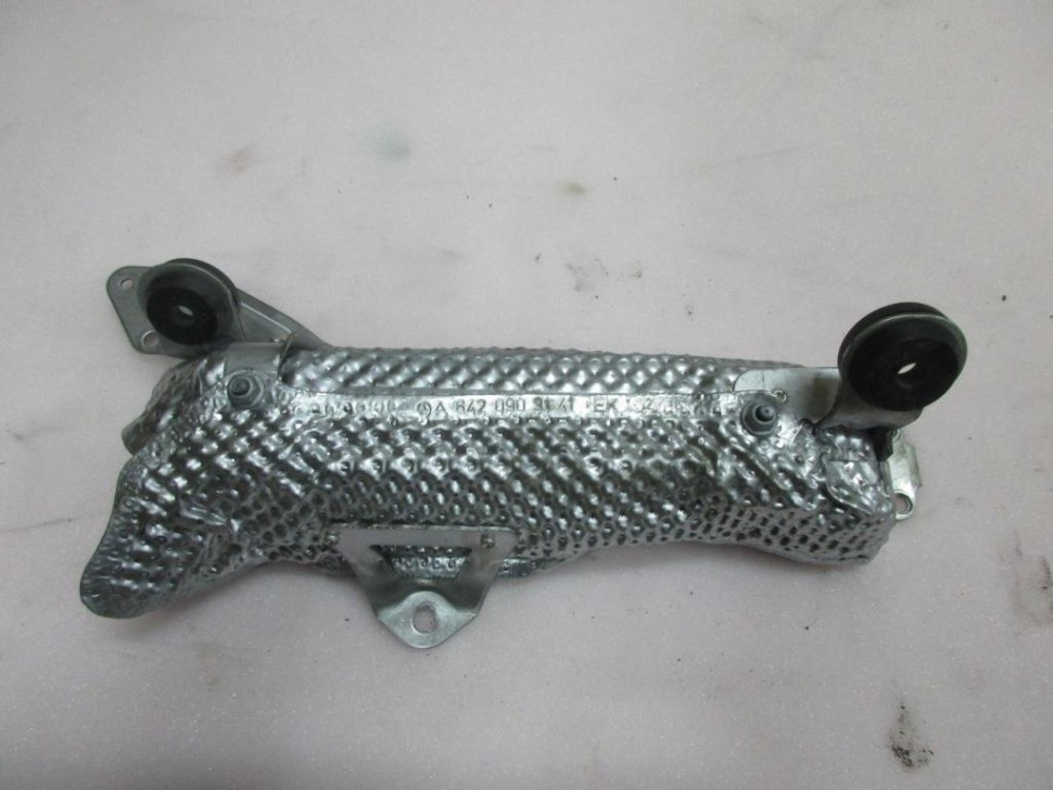 Защитный экран MERCEDES-BENZ E-класс W213/S213/C238/A238 (2016 - 2021) фото 1 — Разборка Мерседес