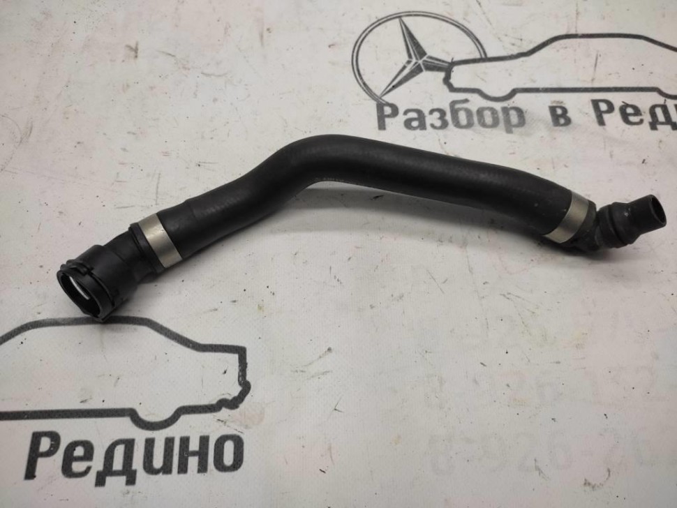 Патрубок ОЖ MERCEDES-BENZ CLS-класс C219 (2004 - 2008) фото 1 — Разборка Мерседес
