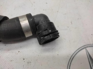 Патрубок ОЖ MERCEDES-BENZ C-класс W205/S205/C205/A205 (2014 - 2018) — Разборка Мерседес