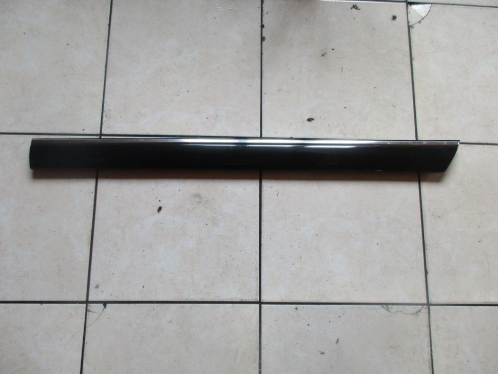 Молдинг двери MERCEDES-BENZ S-класс W220 рестайлинг (2002 - 2005) фото 1 — Разборка Мерседес