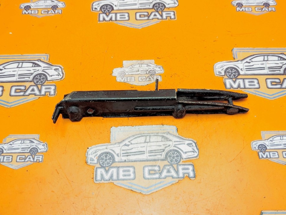 Кронштейн крепления бампера MERCEDES-BENZ S-класс W221 (2005 - 2009) фото 1 — Разборка Мерседес