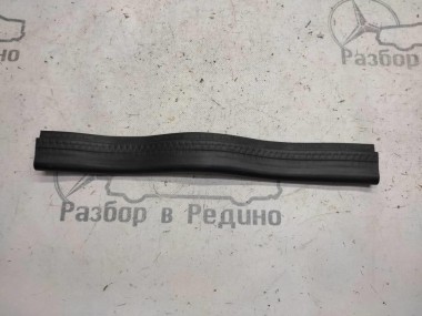 Уплотнитель моторного отсека MERCEDES-BENZ C-класс W204/S204/С204 рестайлинг (2011 - 2015) — Разборка Мерседес