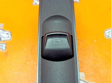 Кнопка стеклоподъемников MERCEDES-BENZ V-класс W639 (2003 - 2014) &mdash; Разборка Мерседес