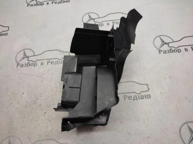 Воздуховод радиатора MERCEDES-BENZ X-класс I (2017 - 2020) — Разборка Мерседес