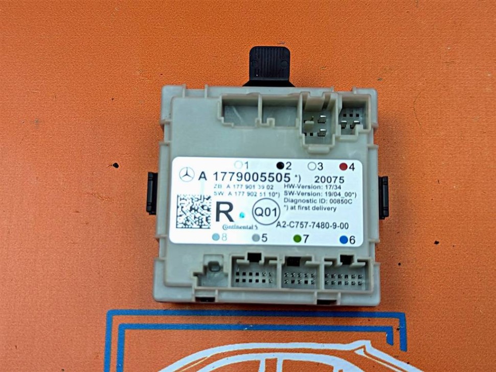 Блок двери MERCEDES-BENZ A-класс W177 (2018 - 2023) фото 1 — Разборка Мерседес