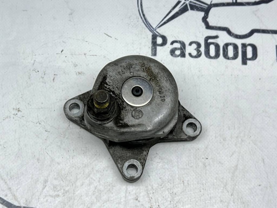 Натяжитель ремня MERCEDES-BENZ E-класс W210/S210 (1995 - 1999) фото 1 — Разборка Мерседес