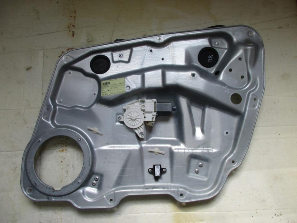 Стеклоподъемник передний правый MERCEDES-BENZ M-класс W164 рестайлинг (2008 - 2011) фото 1 — Разборка Мерседес