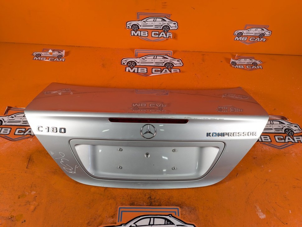 Крышка багажника MERCEDES-BENZ C-класс W203/S203/CL203 (2000 - 2004) фото 1 &mdash; Разборка Мерседес