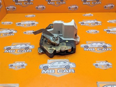 Замок двери задней левой MERCEDES-BENZ W124 W124/S124/C124/A124 (1984 - 1993) — Разборка Мерседес