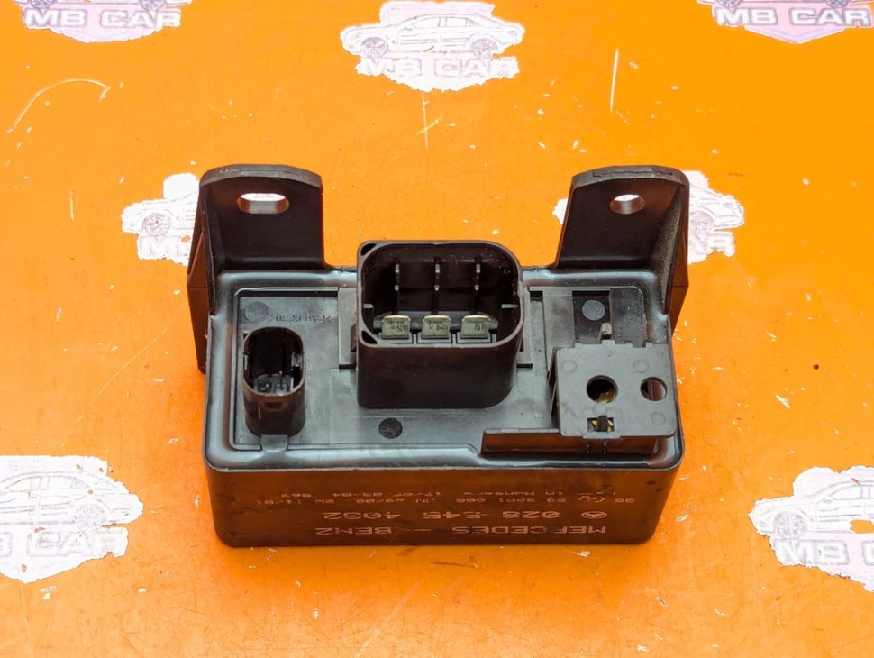Реле свечей накала MERCEDES-BENZ M-класс W163 (1997 - 2001) фото 1 &mdash; Разборка Мерседес