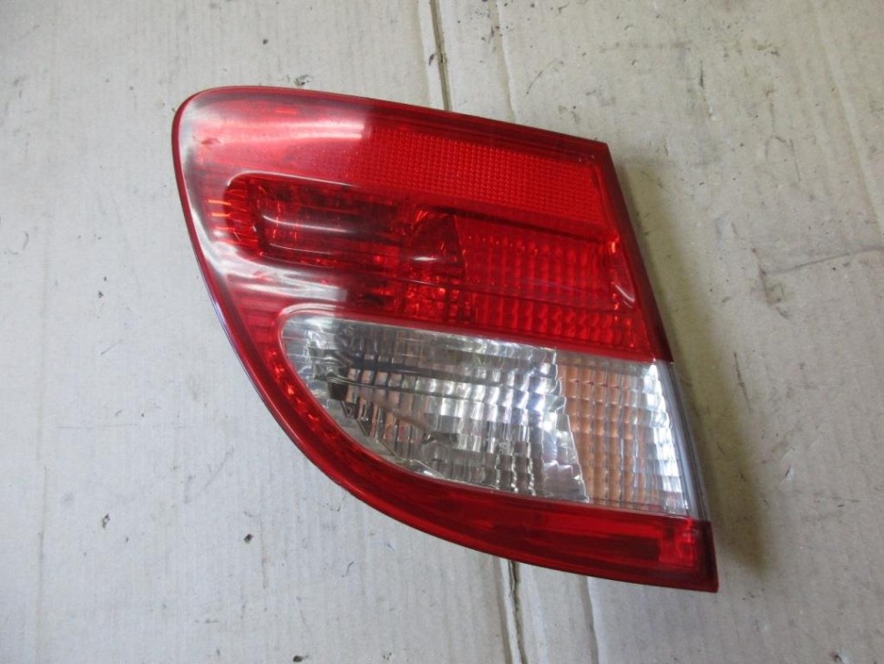 Фонарь крышки багажника MERCEDES-BENZ E-класс W211/S211 (2002 - 2006) фото 1 — Разборка Мерседес