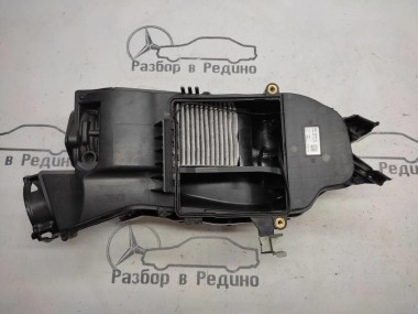 Корпус воздушного фильтра MERCEDES-BENZ GLC-класс X253 (2015 - 2019) — Разборка Мерседес