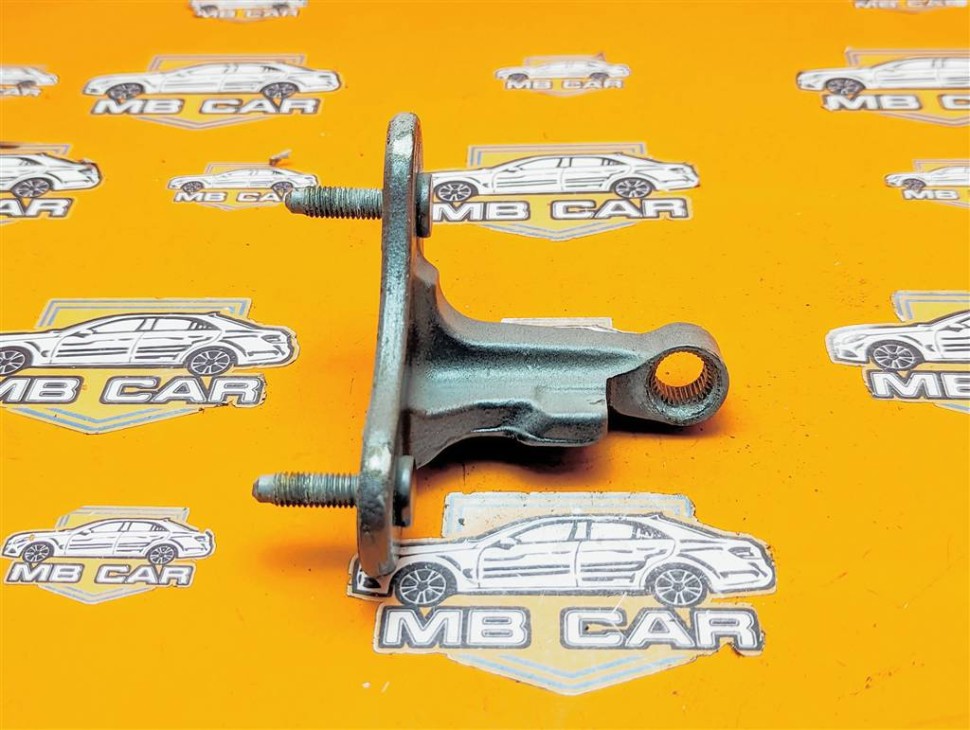 Петля двери MERCEDES-BENZ GLE-класс Coupe C292 (2015 - 2019) фото 1 — Разборка Мерседес