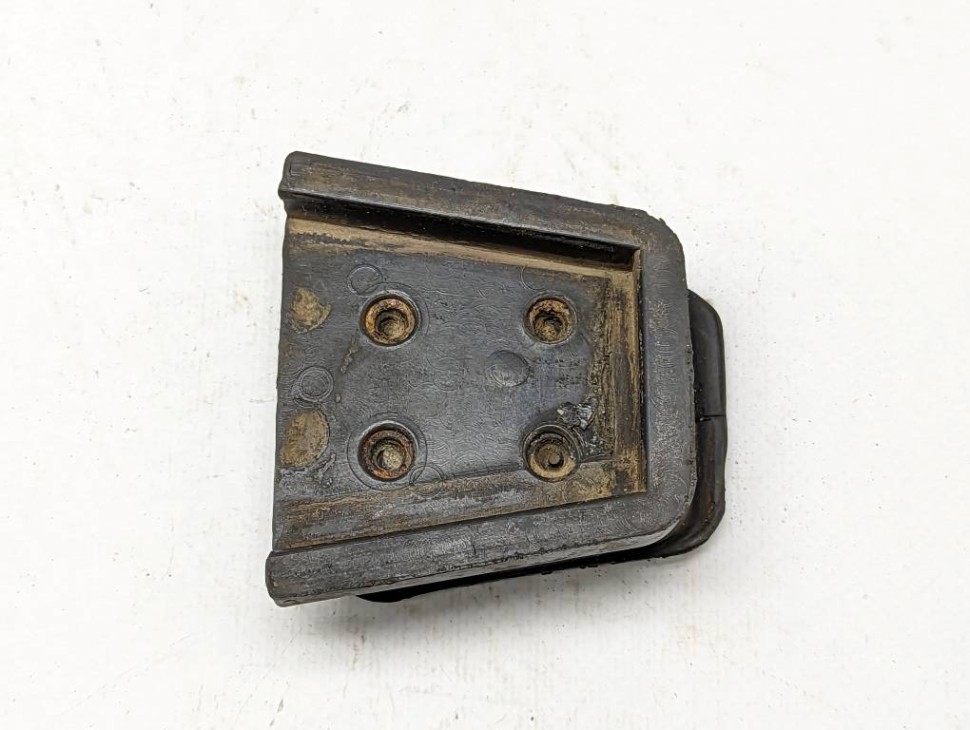 Подушка рессоры MERCEDES-BENZ Sprinter W906 (2006 - 2019) фото 1 — Разборка Мерседес