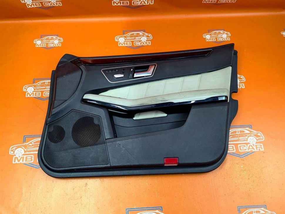 Карта двери передняя правая MERCEDES-BENZ E-класс W212/S212/C207/A207 рестайлинг (2013 - 2016) фото 1 — Разборка Мерседес