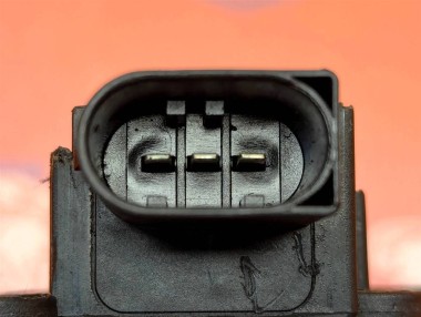 Катушка зажигания MERCEDES-BENZ C-класс W204/S204 (2006 - 2011) — Разборка Мерседес