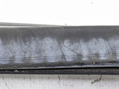 Уплотнитель дверного проема ( на кузове ) MERCEDES-BENZ V-класс W447 рестайлинг (2019 - 2025) — Разборка Мерседес