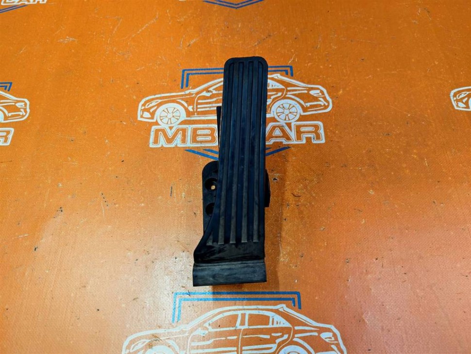 Педаль газа электронная MERCEDES-BENZ E-класс W212/S212/C207/A207 (2009 - 2013) фото 1 — Разборка Мерседес