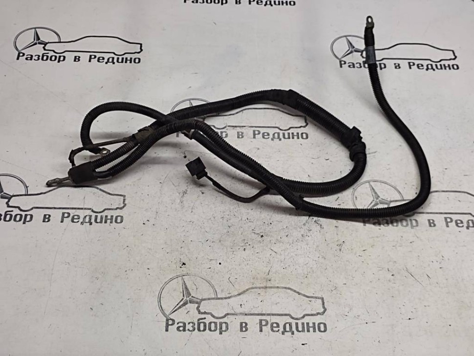Провод стартера MERCEDES-BENZ V-класс W639 (2003 - 2014) фото 1 &mdash; Разборка Мерседес