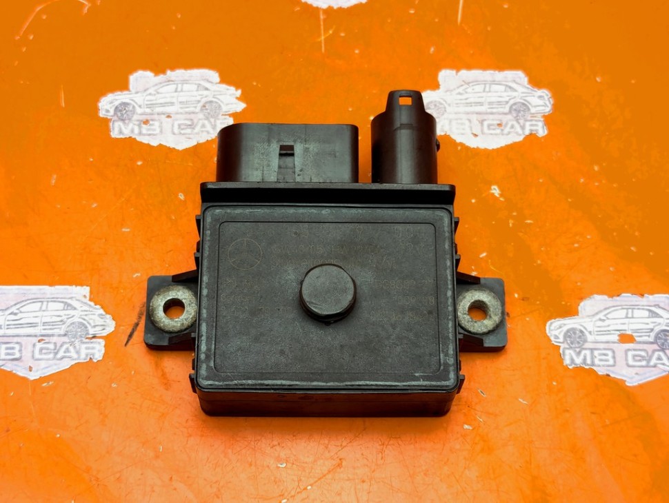 Реле свечей накала MERCEDES-BENZ C-класс W204/S204 (2006 - 2011) фото 1 &mdash; Разборка Мерседес