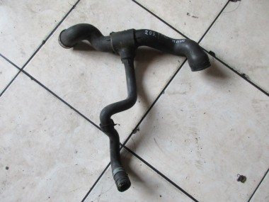 Патрубок радиатора MERCEDES-BENZ C-класс W203/S203/CL203 (2000 - 2004) — Разборка Мерседес