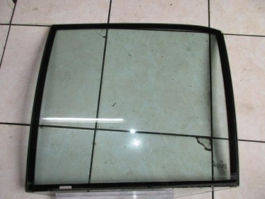 Стекло заднее левое MERCEDES-BENZ S-класс W140 (1991 - 1998) — Разборка Мерседес