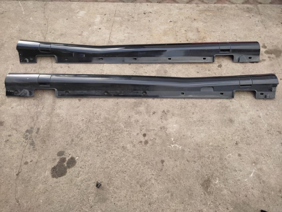 Порог пластиковый правый MERCEDES-BENZ E-класс W212/S212/C207/A207 (2009 - 2013) фото 1 — Разборка Мерседес