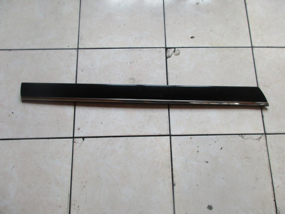 Молдинг двери MERCEDES-BENZ S-класс W220 рестайлинг (2002 - 2005) фото 1 — Разборка Мерседес