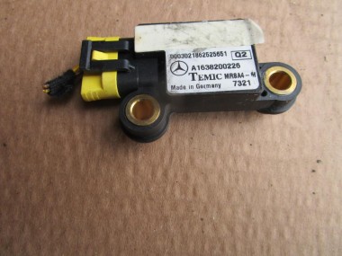 Датчик удара MERCEDES-BENZ M-класс W163 (1997 - 2001) — Разборка Мерседес