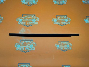 Молдинг стекла двери MERCEDES-BENZ E-класс W212/S212/C207/A207 рестайлинг (2013 - 2016) — Разборка Мерседес