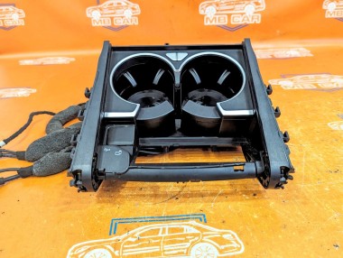 Подстаканник MERCEDES-BENZ GLE-класс V167 (2018 - 2024) — Разборка Мерседес