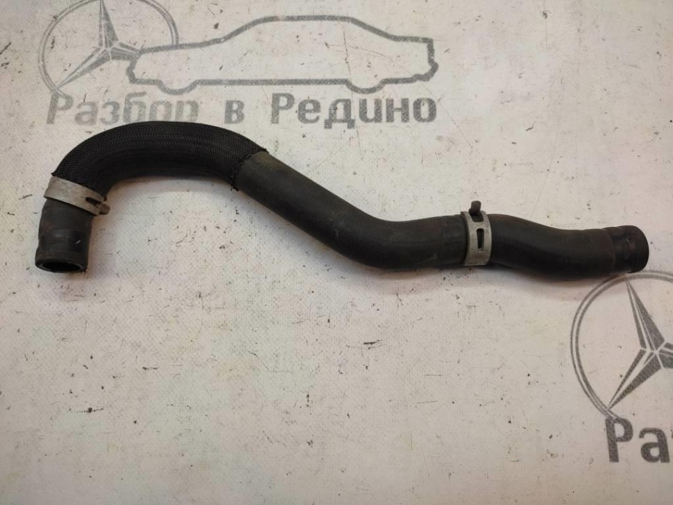 Патрубок ОЖ MERCEDES-BENZ X-класс I (2017 - 2020) фото 1 — Разборка Мерседес