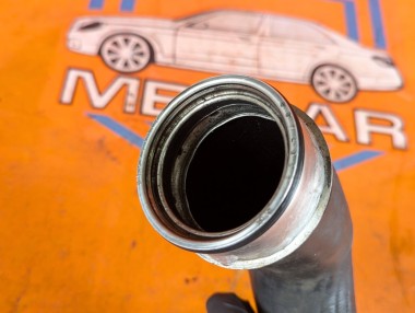 Патрубок интеркулера MERCEDES-BENZ E-класс W211/S211 (2002 - 2006) E 320 CDI 3.2 AT (204 л.с.) &mdash; Разборка Мерседес