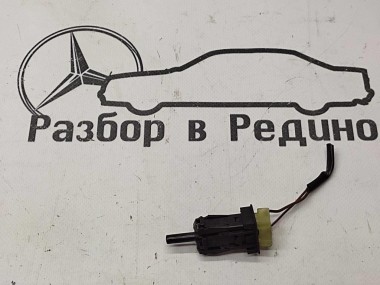 Выключатель стоп-сигнала MERCEDES-BENZ E-класс W211/S211 (2002 - 2006) — Разборка Мерседес