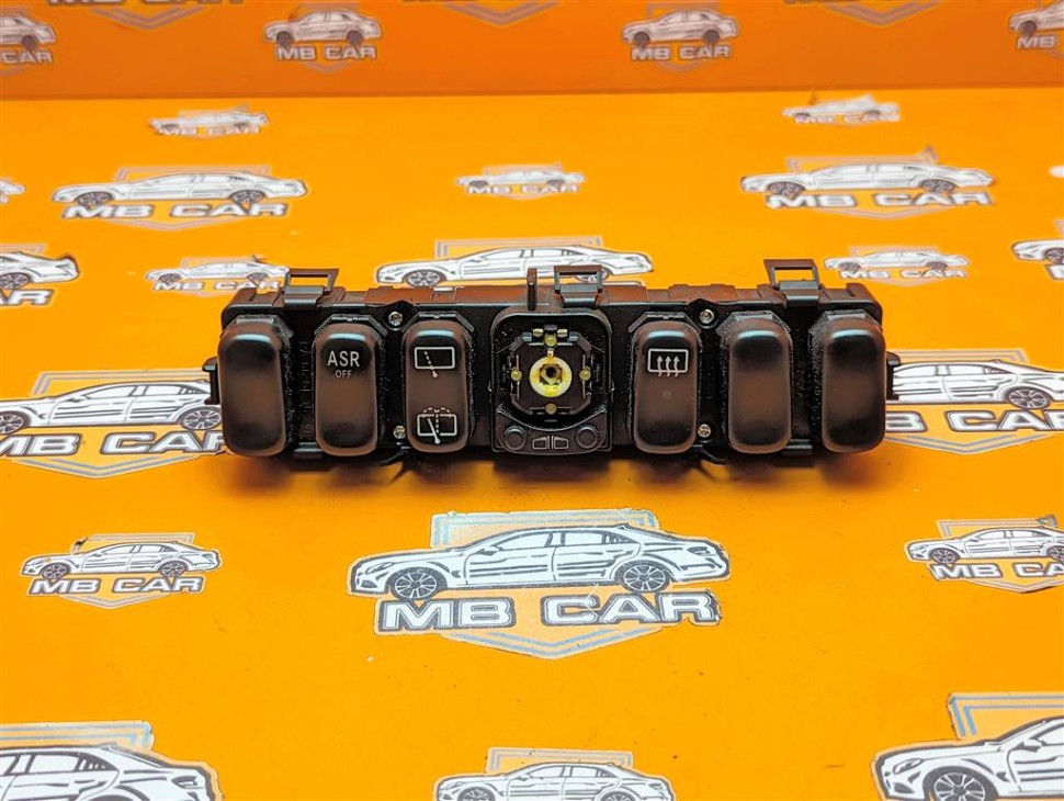 Блок кнопок MERCEDES-BENZ A-класс W168 (1997 - 2001) фото 1 — Разборка Мерседес