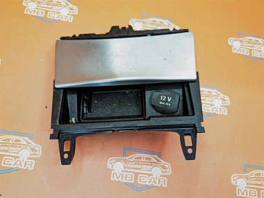 Пепельница MERCEDES-BENZ C-класс W204/S204/С204 рестайлинг (2011 - 2015) — Разборка Мерседес